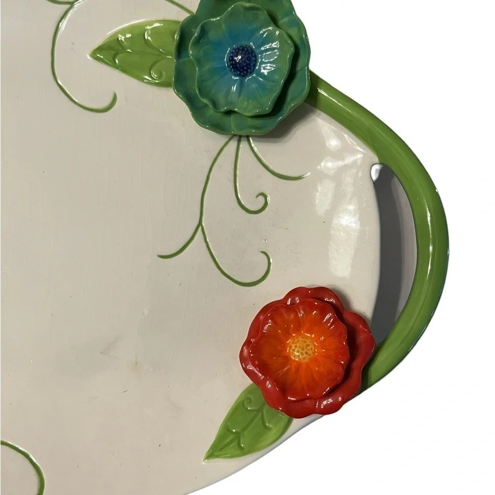 Grasslands Road 3D floral ceramic platter, 14” x 8”